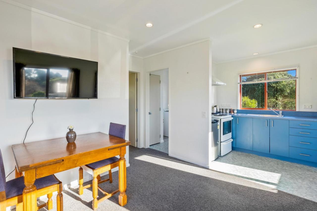 Cottage On Rutherford - Waikanae Holiday Home ภายนอก รูปภาพ